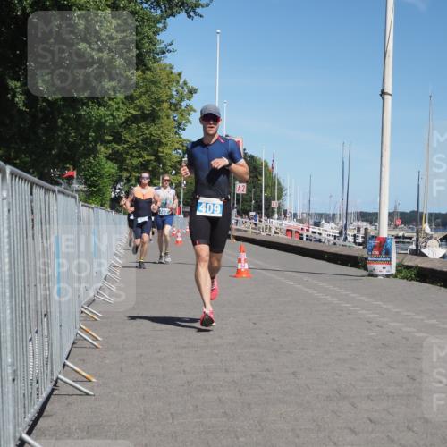 17.08.2025 - KN Förde Triathlon 2025 KatJ http://msf.ph/oto/8591098 17.08.2025 13:37:01 Laufen 402, 409, 483 meine-sportfotos.de