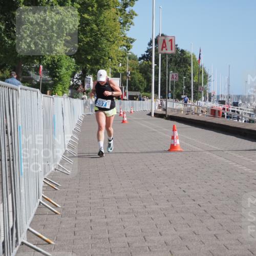17.08.2025 - KN Förde Triathlon 2025 KatJ http://msf.ph/oto/8591226 17.08.2025 10:51:13 Laufen 207 meine-sportfotos.de