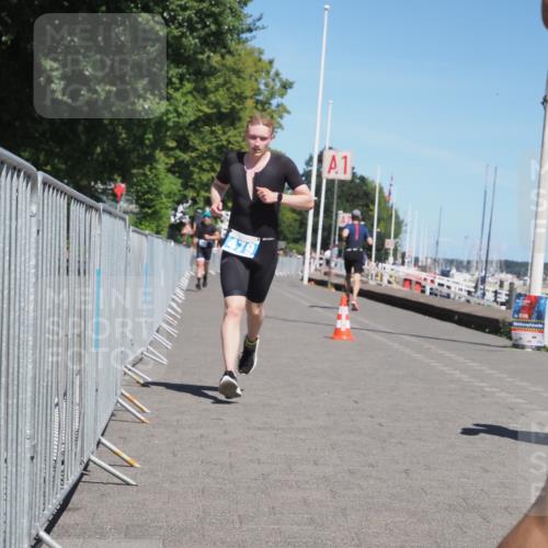 17.08.2025 - KN Förde Triathlon 2025 KatJ http://msf.ph/oto/8591266 17.08.2025 13:37:12 Laufen 398, 479 meine-sportfotos.de