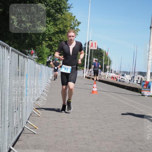 17.08.2025 - KN Förde Triathlon 2025 KatJ http://msf.ph/oto/8591279 17.08.2025 13:37:12 Laufen 398, 479 meine-sportfotos.de