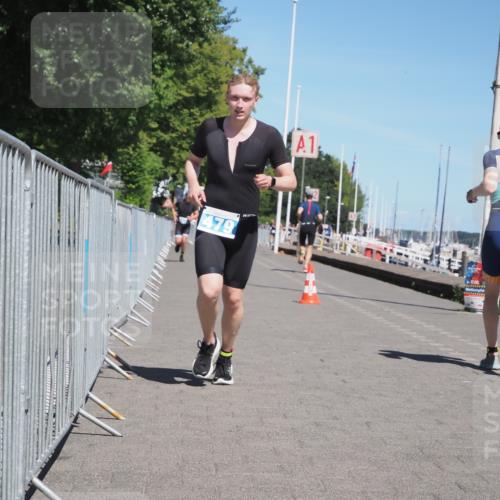 17.08.2025 - KN Förde Triathlon 2025 KatJ http://msf.ph/oto/8591296 17.08.2025 13:37:13 Laufen 398, 479 meine-sportfotos.de
