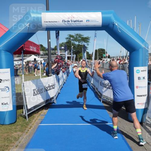 17.08.2025 - KN Förde Triathlon 2025 MichiJ http://msf.ph/oto/8591317 17.08.2025 13:51:00 Laufen 493 meine-sportfotos.de