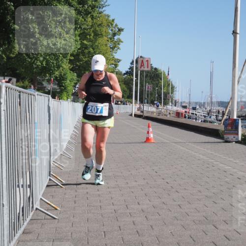 17.08.2025 - KN Förde Triathlon 2025 KatJ http://msf.ph/oto/8591320 17.08.2025 10:51:17 Laufen 207 meine-sportfotos.de