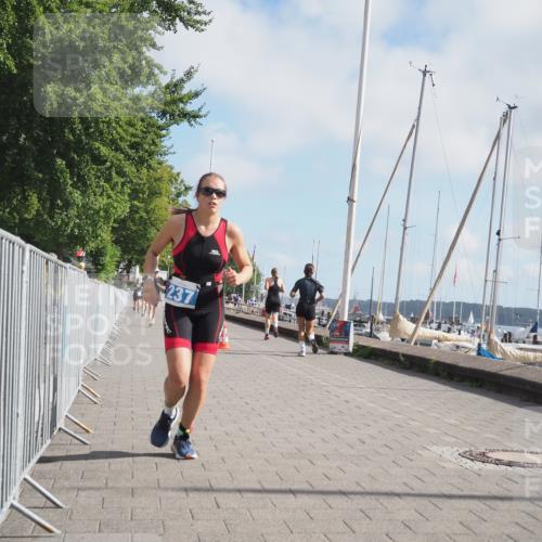17.08.2025 - KN Förde Triathlon 2025 KatJ http://msf.ph/oto/8591325 17.08.2025 10:18:38 Laufen 136, 155, 237 meine-sportfotos.de