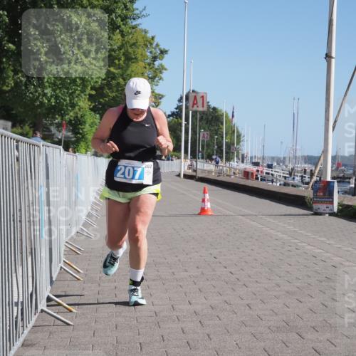 17.08.2025 - KN Förde Triathlon 2025 KatJ http://msf.ph/oto/8591350 17.08.2025 10:51:17 Laufen 207 meine-sportfotos.de