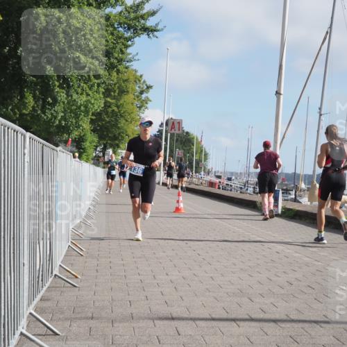 17.08.2025 - KN Förde Triathlon 2025 KatJ http://msf.ph/oto/8591362 17.08.2025 10:18:45 Laufen 136, 144 meine-sportfotos.de