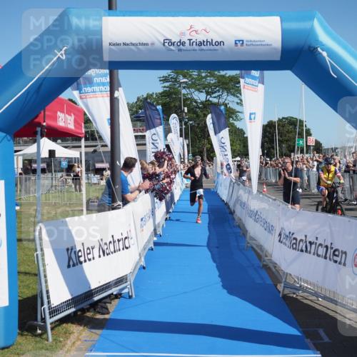 17.08.2025 - KN Förde Triathlon 2025 MichiJ http://msf.ph/oto/8591471 17.08.2025 11:51:44 Laufen 261 meine-sportfotos.de