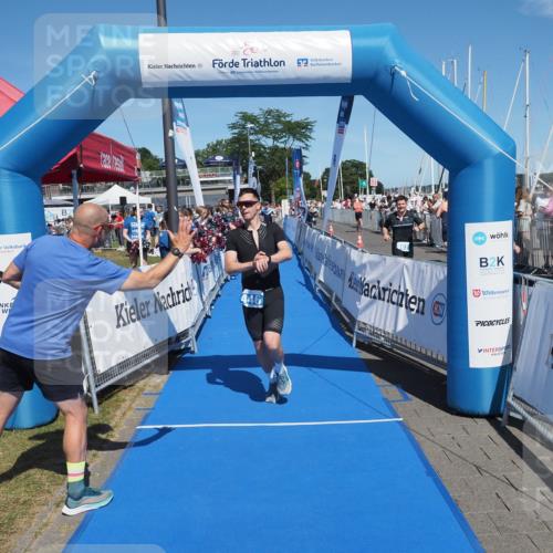 17.08.2025 - KN Förde Triathlon 2025 MichiJ http://msf.ph/oto/8591547 17.08.2025 13:51:24 Laufen 446, 473 meine-sportfotos.de
