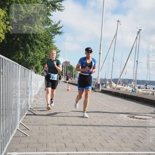 17.08.2025 - KN Förde Triathlon 2025 KatJ http://msf.ph/oto/8591594 17.08.2025 10:18:56 Laufen 109, 170, 175 meine-sportfotos.de