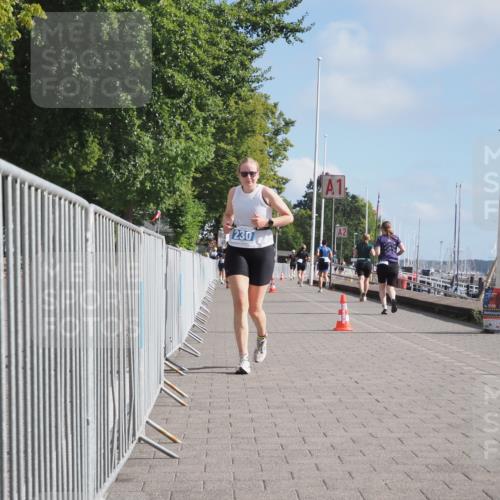 17.08.2025 - KN Förde Triathlon 2025 KatJ http://msf.ph/oto/8591718 17.08.2025 10:19:14 Laufen 230 meine-sportfotos.de