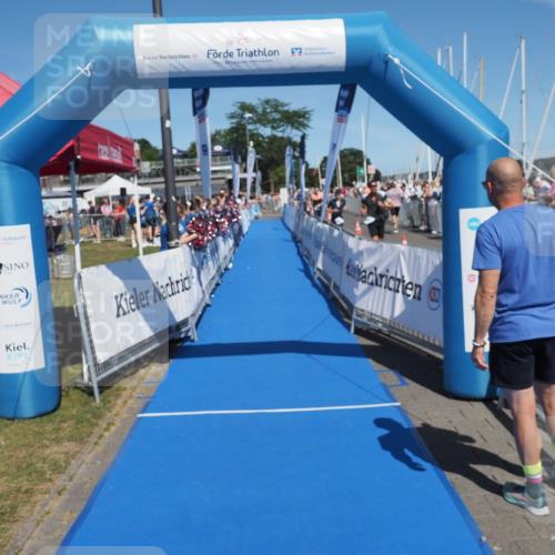 17.08.2025 - KN Förde Triathlon 2025 MichiJ http://msf.ph/oto/8591731 17.08.2025 13:51:29 Laufen 446, 473 meine-sportfotos.de