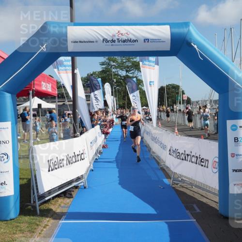 17.08.2025 - KN Förde Triathlon 2025 MichiJ http://msf.ph/oto/8591834 17.08.2025 10:34:26 Laufen 144, 158 meine-sportfotos.de