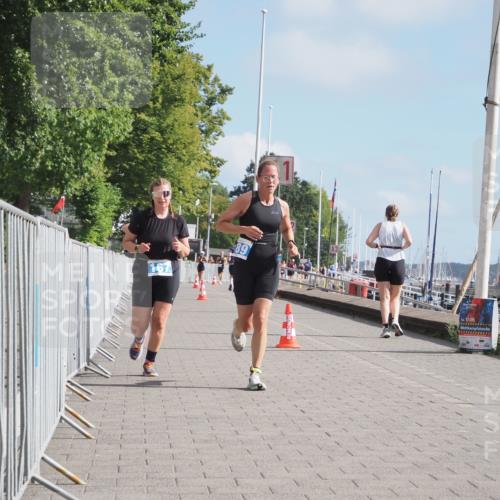 17.08.2025 - KN Förde Triathlon 2025 KatJ http://msf.ph/oto/8591841 17.08.2025 10:19:28 Laufen 167, 189, 212 meine-sportfotos.de