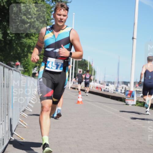 17.08.2025 - KN Förde Triathlon 2025 KatJ http://msf.ph/oto/8591919 17.08.2025 13:37:44 Laufen 411, 457, 505 meine-sportfotos.de