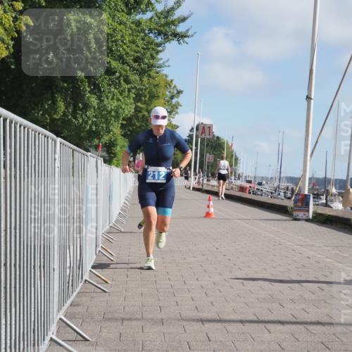 17.08.2025 - KN Förde Triathlon 2025 KatJ http://msf.ph/oto/8591990 17.08.2025 10:19:34 Laufen 167, 205, 212 meine-sportfotos.de