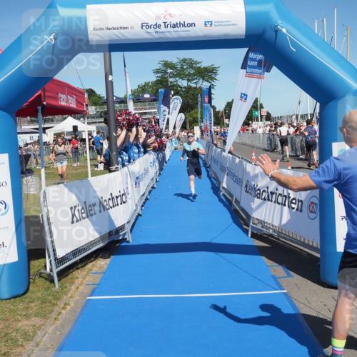 17.08.2025 - KN Förde Triathlon 2025 MichiJ http://msf.ph/oto/8592020 17.08.2025 13:51:50 Laufen 460, 469 meine-sportfotos.de