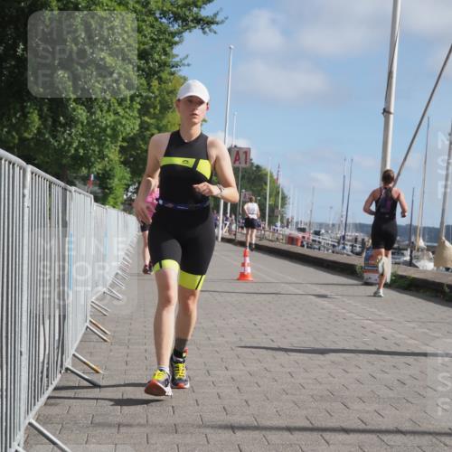 17.08.2025 - KN Förde Triathlon 2025 KatJ http://msf.ph/oto/8592052 17.08.2025 10:19:37 Laufen 205, 212, 243 meine-sportfotos.de