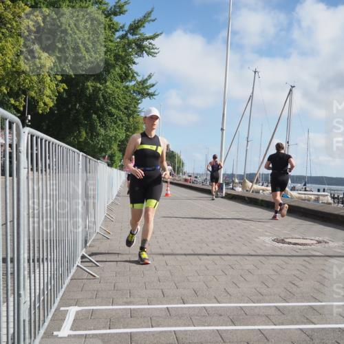 17.08.2025 - KN Förde Triathlon 2025 KatJ http://msf.ph/oto/8592065 17.08.2025 10:19:38 Laufen 205, 212, 243 meine-sportfotos.de
