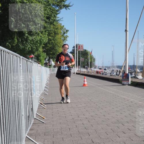17.08.2025 - KN Förde Triathlon 2025 KatJ http://msf.ph/oto/8592089 17.08.2025 10:58:17 Laufen 231 meine-sportfotos.de