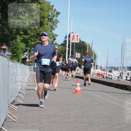 17.08.2025 - KN Förde Triathlon 2025 KatJ http://msf.ph/oto/8592119 17.08.2025 13:37:58 Laufen 397, 417, 436, 442, 461 meine-sportfotos.de