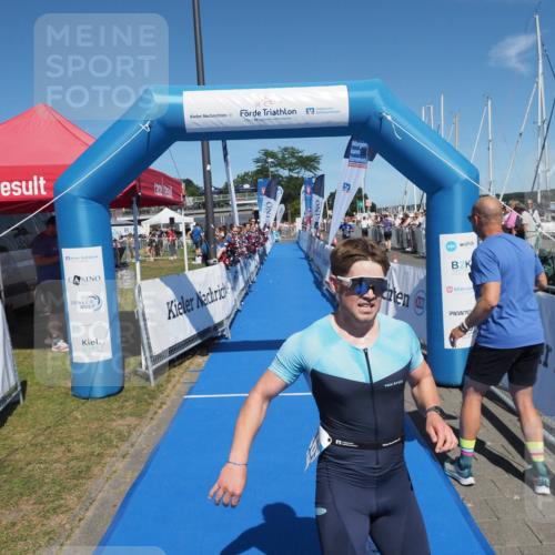 17.08.2025 - KN Förde Triathlon 2025 MichiJ http://msf.ph/oto/8592123 17.08.2025 13:51:52 Laufen 469 meine-sportfotos.de