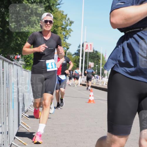 17.08.2025 - KN Förde Triathlon 2025 KatJ http://msf.ph/oto/8592205 17.08.2025 13:38:01 Laufen 397, 417, 436, 442, 529 meine-sportfotos.de