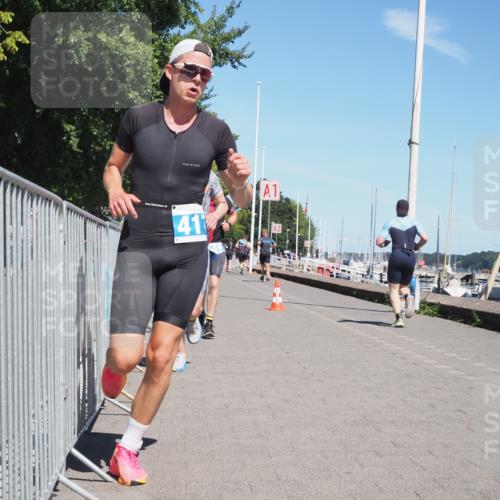 17.08.2025 - KN Förde Triathlon 2025 KatJ http://msf.ph/oto/8592238 17.08.2025 13:38:02 Laufen 397, 417, 436, 442, 529 meine-sportfotos.de