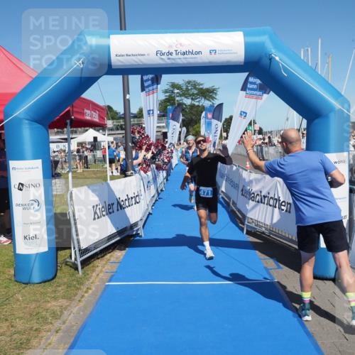 17.08.2025 - KN Förde Triathlon 2025 MichiJ http://msf.ph/oto/8592247 17.08.2025 13:52:17 Laufen 471, 501 meine-sportfotos.de