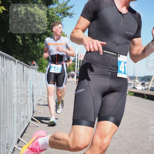 17.08.2025 - KN Förde Triathlon 2025 KatJ http://msf.ph/oto/8592258 17.08.2025 13:38:03 Laufen 397, 417, 436, 442, 529 meine-sportfotos.de