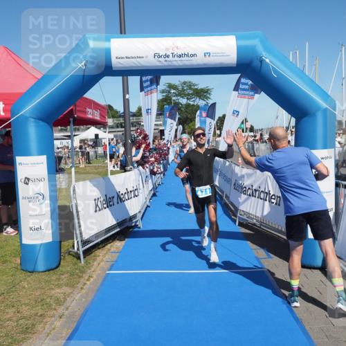 17.08.2025 - KN Förde Triathlon 2025 MichiJ http://msf.ph/oto/8592262 17.08.2025 13:52:17 Laufen 471, 501 meine-sportfotos.de