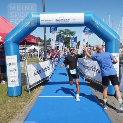 17.08.2025 - KN Förde Triathlon 2025 MichiJ http://msf.ph/oto/8592268 17.08.2025 13:52:18 Laufen 471, 501 meine-sportfotos.de