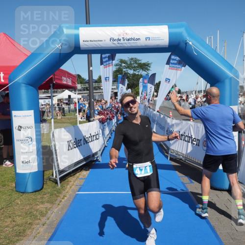 17.08.2025 - KN Förde Triathlon 2025 MichiJ http://msf.ph/oto/8592289 17.08.2025 13:52:18 Laufen 471, 501 meine-sportfotos.de