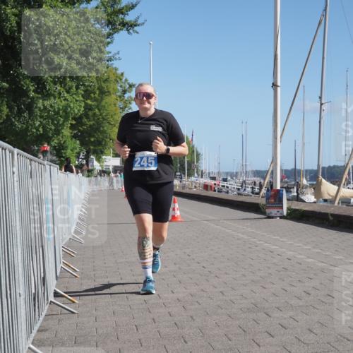 17.08.2025 - KN Förde Triathlon 2025 KatJ http://msf.ph/oto/8592360 17.08.2025 10:59:06 Laufen 245 meine-sportfotos.de