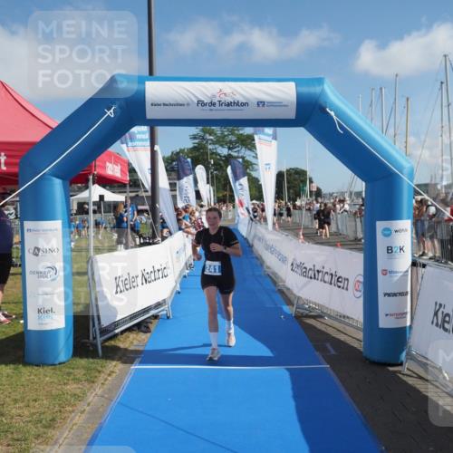 17.08.2025 - KN Förde Triathlon 2025 MichiJ http://msf.ph/oto/8592362 17.08.2025 10:35:09 Laufen 241 meine-sportfotos.de