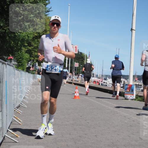 17.08.2025 - KN Förde Triathlon 2025 KatJ http://msf.ph/oto/8592426 17.08.2025 13:38:09 Laufen 529 meine-sportfotos.de