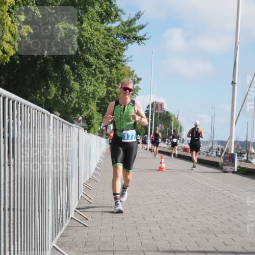 17.08.2025 - KN Förde Triathlon 2025 KatJ http://msf.ph/oto/8592431 17.08.2025 10:20:06 Laufen 177 meine-sportfotos.de