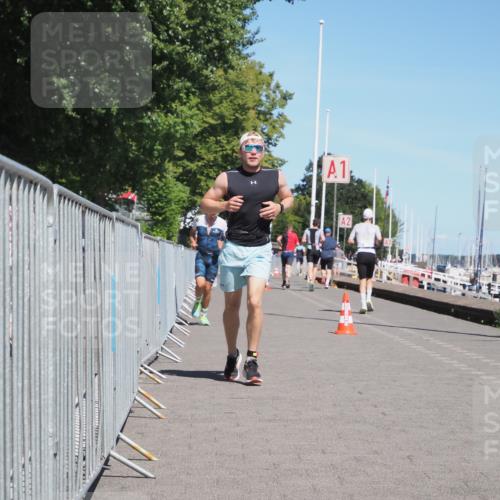 17.08.2025 - KN Förde Triathlon 2025 KatJ http://msf.ph/oto/8592477 17.08.2025 13:38:19 Laufen 416, 490 meine-sportfotos.de