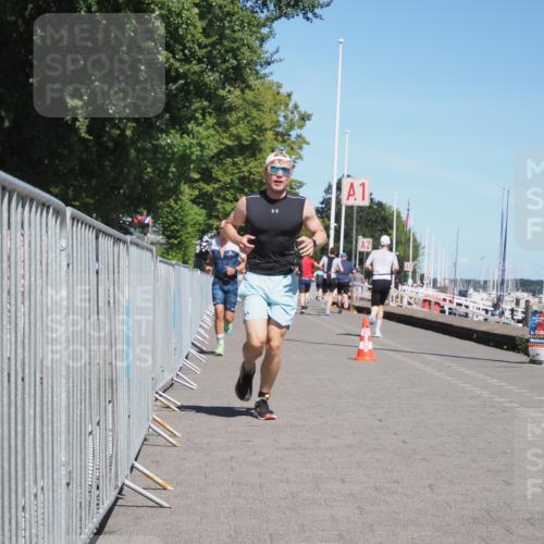17.08.2025 - KN Förde Triathlon 2025 KatJ http://msf.ph/oto/8592490 17.08.2025 13:38:20 Laufen 416, 490 meine-sportfotos.de