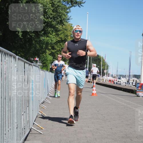 17.08.2025 - KN Förde Triathlon 2025 KatJ http://msf.ph/oto/8592527 17.08.2025 13:38:21 Laufen 416, 459, 490 meine-sportfotos.de