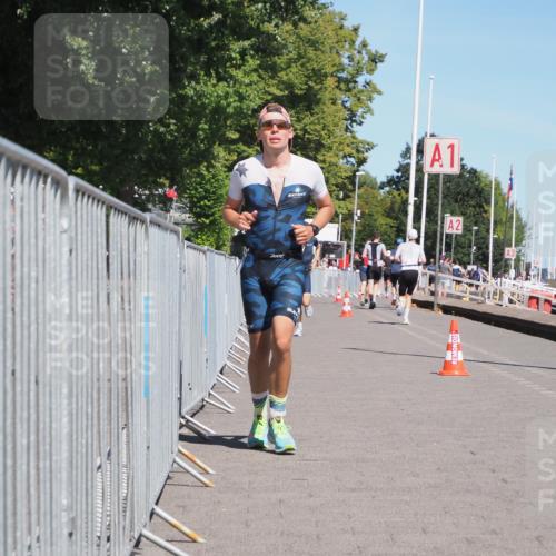 17.08.2025 - KN Förde Triathlon 2025 KatJ http://msf.ph/oto/8592565 17.08.2025 13:38:23 Laufen 416, 459, 490 meine-sportfotos.de