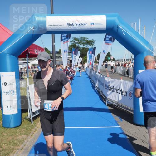 17.08.2025 - KN Förde Triathlon 2025 MichiJ http://msf.ph/oto/8592588 17.08.2025 13:52:35 Laufen 450, 458 meine-sportfotos.de