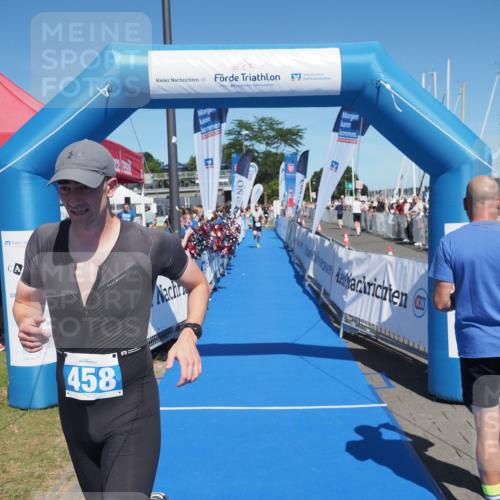 17.08.2025 - KN Förde Triathlon 2025 MichiJ http://msf.ph/oto/8592600 17.08.2025 13:52:35 Laufen 450, 458 meine-sportfotos.de