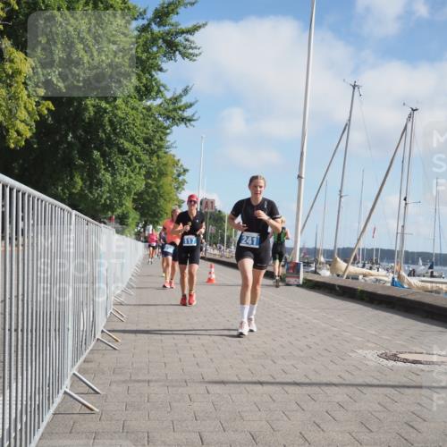 17.08.2025 - KN Förde Triathlon 2025 KatJ http://msf.ph/oto/8592630 17.08.2025 10:20:16 Laufen 110, 117, 235, 241 meine-sportfotos.de