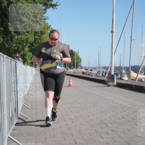 17.08.2025 - KN Förde Triathlon 2025 KatJ http://msf.ph/oto/8592676 17.08.2025 11:02:06 Laufen 238 meine-sportfotos.de