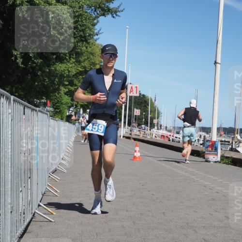 17.08.2025 - KN Förde Triathlon 2025 KatJ http://msf.ph/oto/8592704 17.08.2025 13:38:29 Laufen 419, 459 meine-sportfotos.de