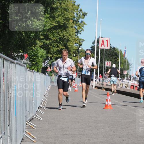 17.08.2025 - KN Förde Triathlon 2025 KatJ http://msf.ph/oto/8592720 17.08.2025 13:38:35 Laufen 419, 460 meine-sportfotos.de