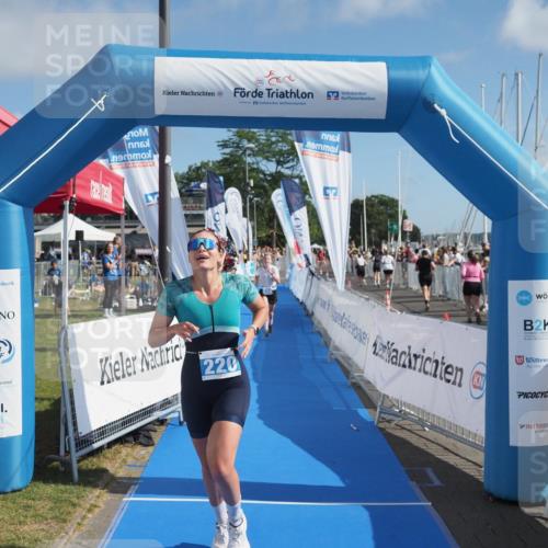 17.08.2025 - KN Förde Triathlon 2025 MichiJ http://msf.ph/oto/8592728 17.08.2025 10:35:35 Laufen 220, 224 meine-sportfotos.de