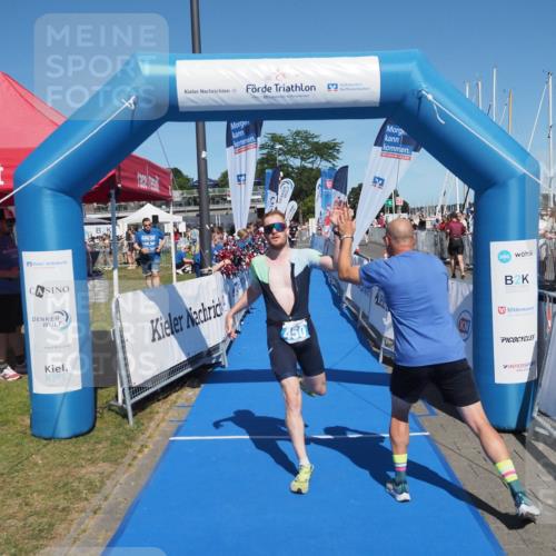17.08.2025 - KN Förde Triathlon 2025 MichiJ http://msf.ph/oto/8592752 17.08.2025 13:52:40 Laufen 450, 458 meine-sportfotos.de