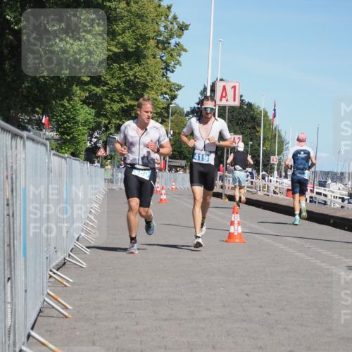 17.08.2025 - KN Förde Triathlon 2025 KatJ http://msf.ph/oto/8592753 17.08.2025 13:38:35 Laufen 419, 460 meine-sportfotos.de