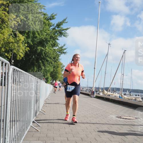 17.08.2025 - KN Förde Triathlon 2025 KatJ http://msf.ph/oto/8592754 17.08.2025 10:20:21 Laufen 110, 117, 135, 235 meine-sportfotos.de